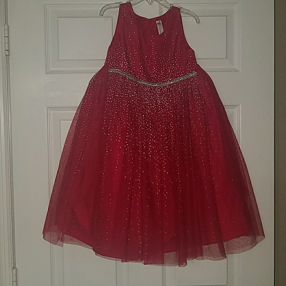 Size 4/5 red little girl's formal dress